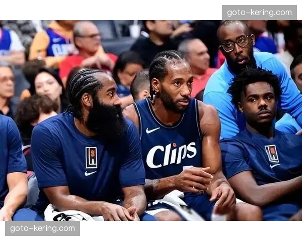 快船伦纳德近35场场均29.9分，中距离投篮保持战术压舱石